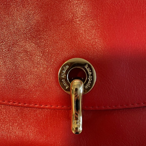 Authentic Kate Spade wristlet purse - Picture 2 of 8